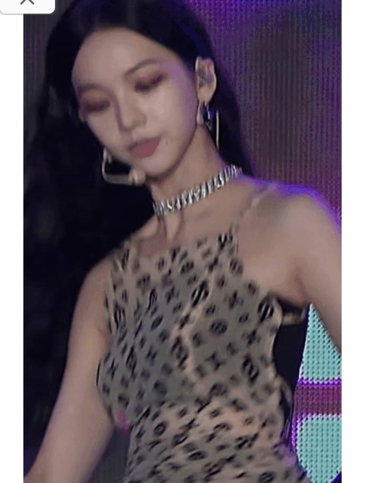 4239370_4.jpg